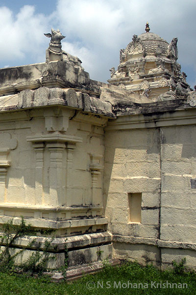 Irulanjeri-Kalingeswara-Temple4