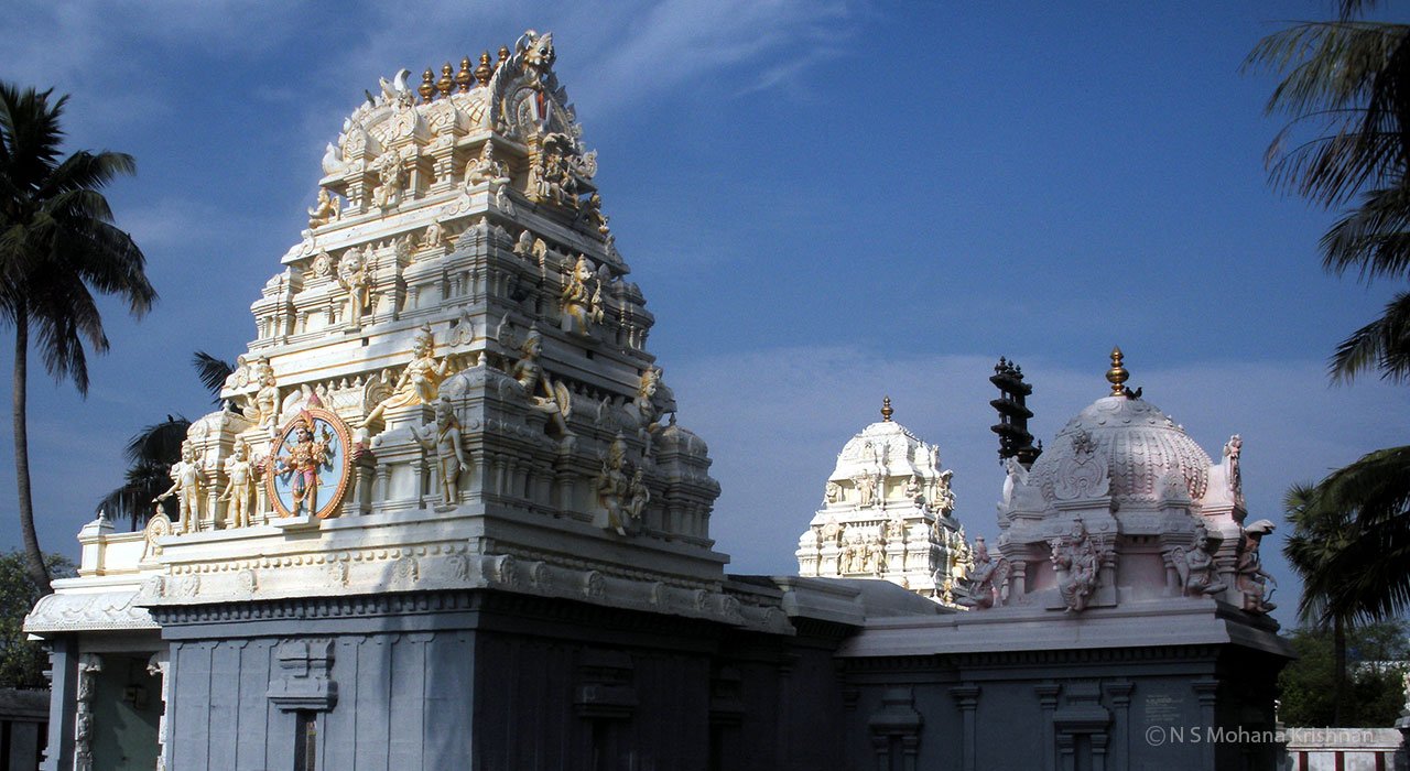 Ooraga-Varadaraja-Perumal-Temple