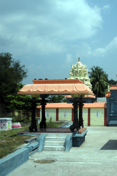 kiliyanoor-perumal-2