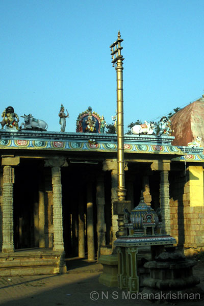 tiruvalanchuzhi-6