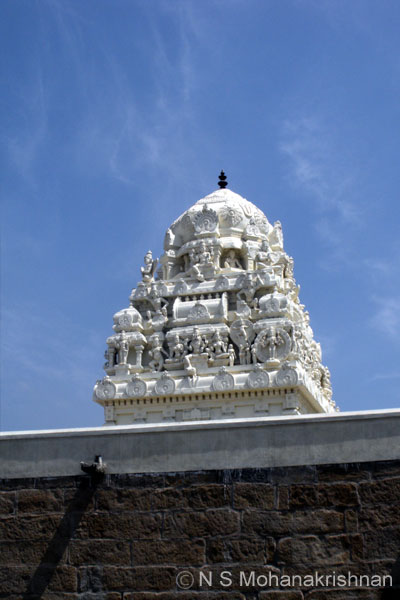 vilakkoliperumal02